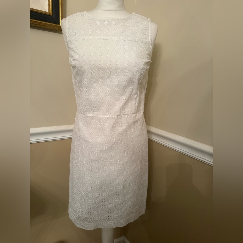 Banana Republic Eyelet Dress size 4